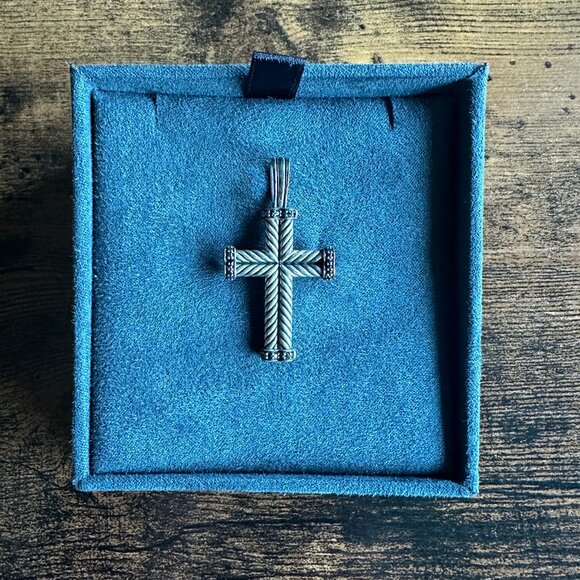 David Yurman Chevron Cross Pendant in Sterling Silver & Black Diamonds - Picture 2 of 12